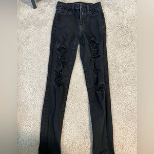 American Eagle; distressed black skinny jeans; size 0 short